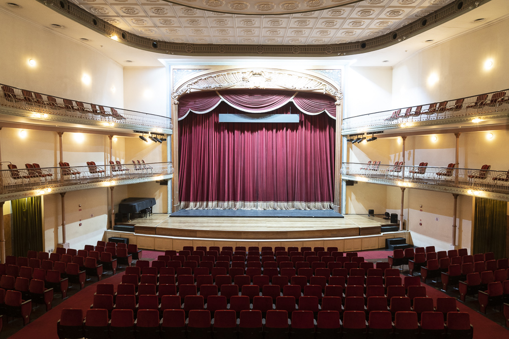 La Serva Padrona & Livietta e Tracollo: Confira o Programa